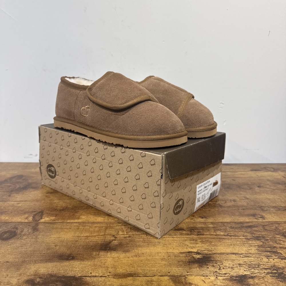 Lamo Footsmart Women's Slip On Closed Toe Tan XL  9.5-10.5 Slipper Shoe